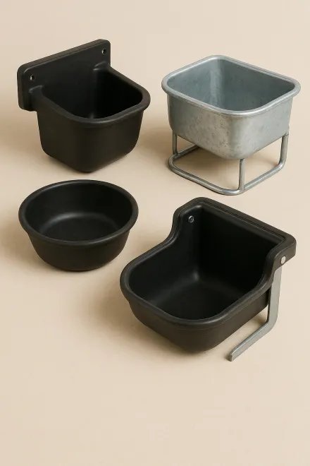 Horse feeder materials